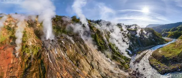 Долина гейзеров: смотрим самое красиво место Камчатки