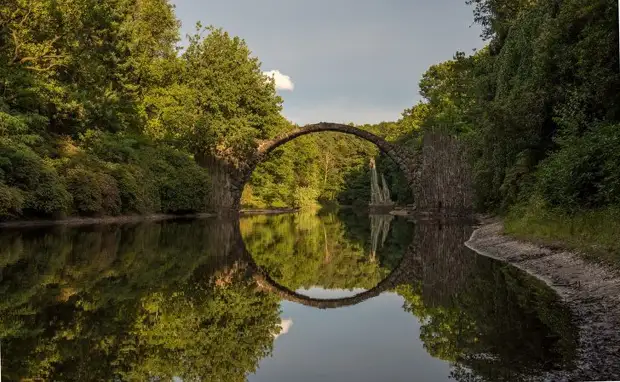 14 удивительных мостов, в существование которых не верится