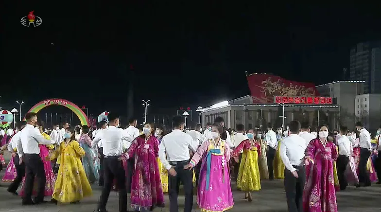 Скандал на похоронах принца Филиппа. Полуобнаженная женщина арестована