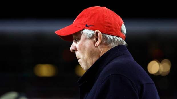 Arizona president Robert Robbins at a Wildcats sporting event.