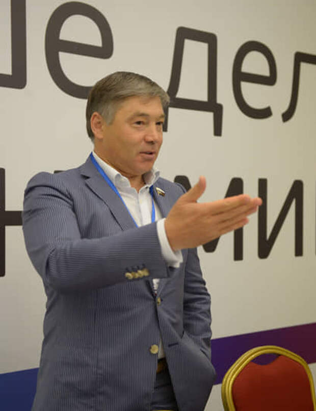 Депутату Шайхутдинову закрыли выезд.