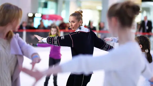 Навка считает, что мировое фигурное катание "загнется" без российских спортсменов