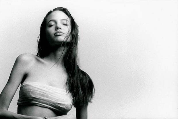 15-летняя Анджелина Джоли на фотографиях Harry Langdon 15-летняя Анджелина Джоли на фотографиях Harry Langdon