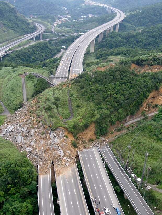 На этих 11 фото люди потеряли огромные деньги за несколько секунд
