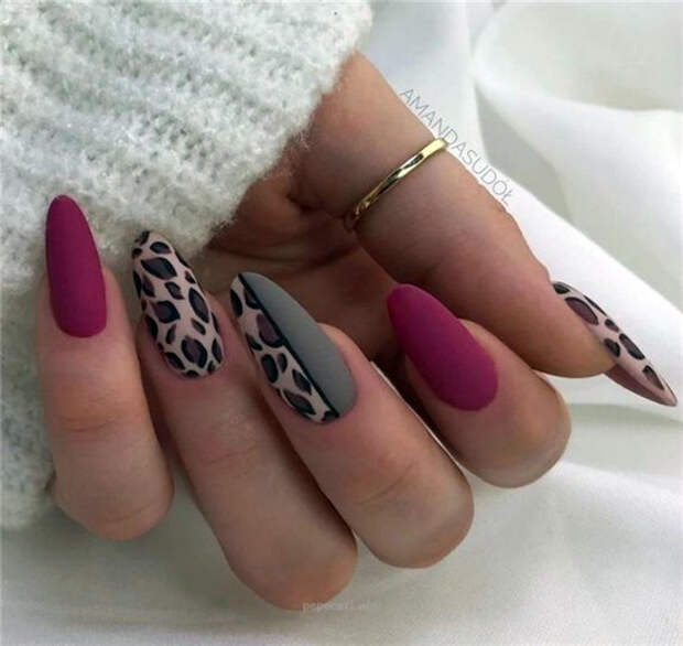 Ногти с леопардовым принтом. | Фото: Pinterest.
