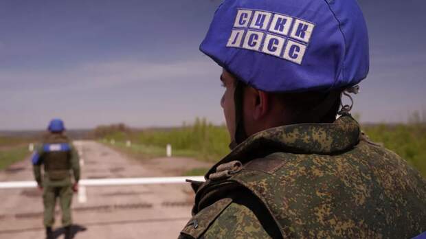 Донецкое агентство новостей: сотрудники СЦКК и журналист попали под обстрел в Донецке