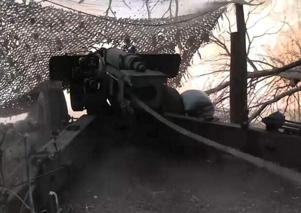 Расчёт гаубицы М-46, уничтожил выявленный операторами разведывательных БпЛА опорный пункт ВСУ на территории Харьковской области