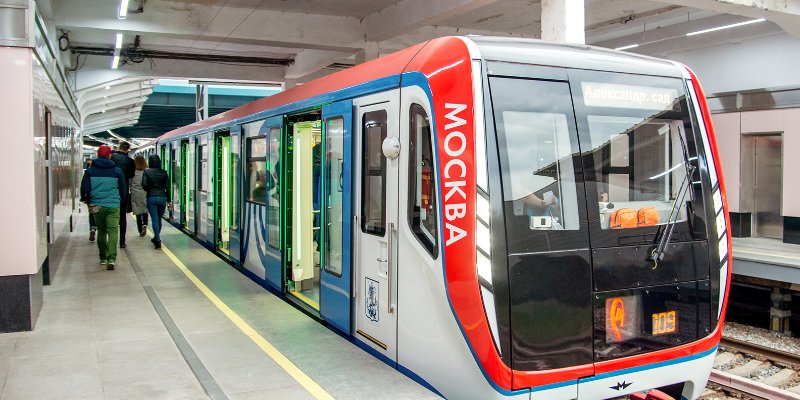 Еще шесть поездов «Москва» будет курсировать по столичному метрополитену/ Фото mos.ru