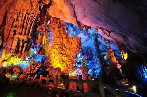 Colorful Caves Photographs Of China_029