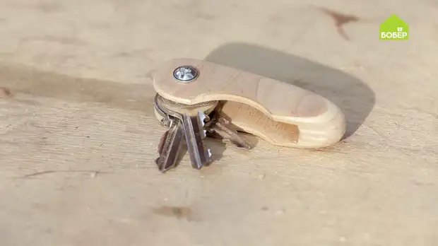 Карманная ключница из фанеры