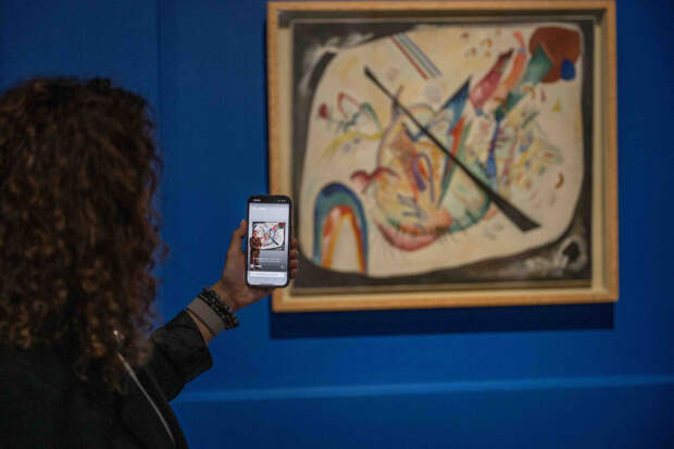 Нейросети Сбера создали интерактивные форматы для посетителей Третьяковки