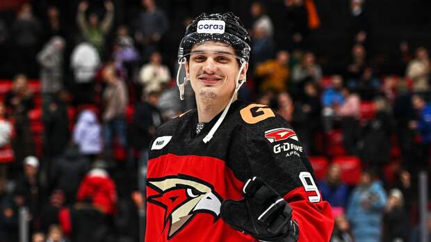 Три очка Прохоркина помогли «Авангарду» обыграть дома «Шанхай Дрэгонс»