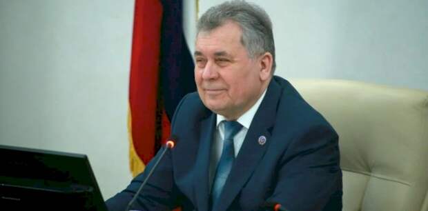 «Мы не можем добывать нефть». Глава АКЗС «увидел» будущее Алтайского края перед 100-летием региона