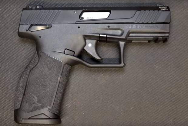 Простота и доступность: в США выбрали пистолет года