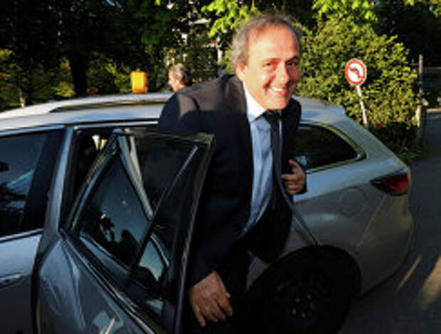Отстраненный глава УЕФА Мишель Платини прибыл в Спортивный арбитражный суд в Лозанне