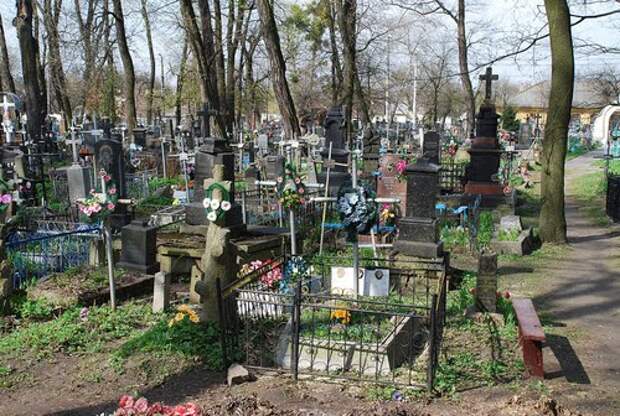 Картинки по запросу русское кладбище