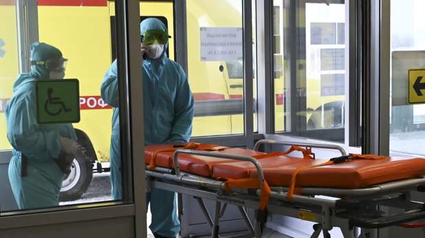 Разрушительная пандемия и вирусы-мутанты: в РФ оценили прогнозы ученых США на 2026 год