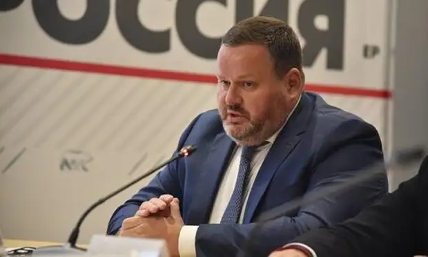 В Минтруда пояснили, кто может получить выплаты на детей 8-16 лет