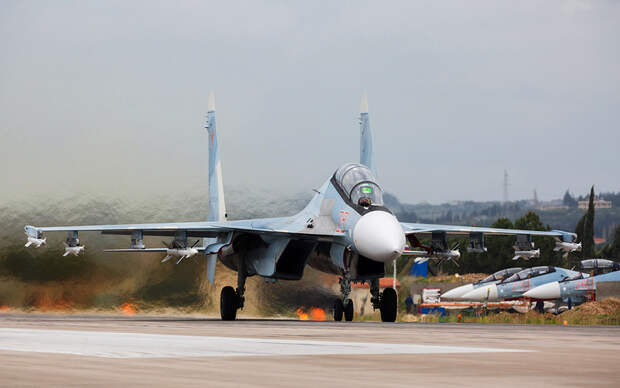 Двухместный многоцелевой истребитель Су-30