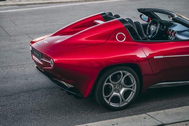 Редкий суперкар Alfa Romeo Disco Volante Spyder