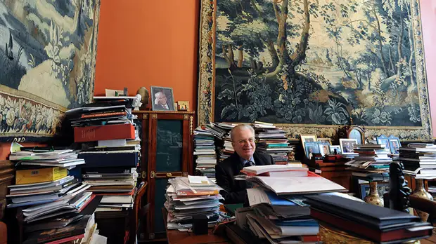 «Культуре нужны иммунитеты»: директор Эрмитажа о взаимодействии музеев и закона, клипе Бейонсе в Лувре и котах