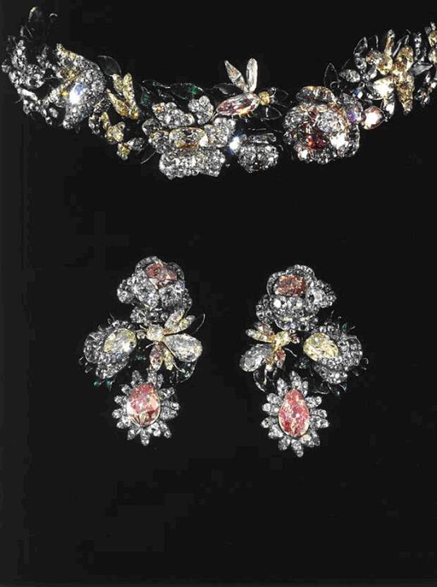 Диадема-бандо и серьги. Бриллианты, золото, серебро, эмаль 1750-е годы