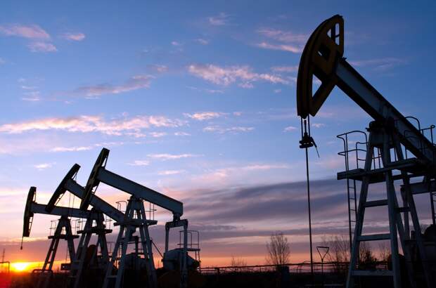 Нефть теряет в цене шестой день подряд на фоне роста запасов в США