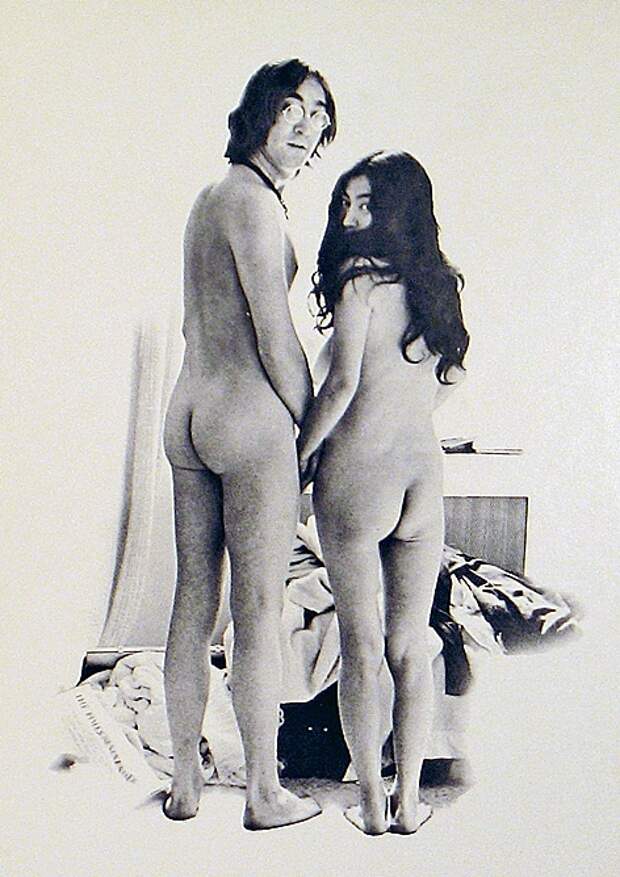 Обнажённые Джон Леннон и Йоко Оно. Фото / John Lennon & Yoko Ono naked. Photo 