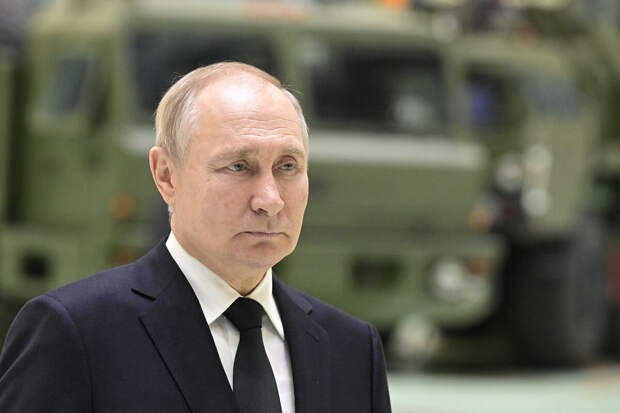 Путин подписал список поручений по развитию российского ОПК