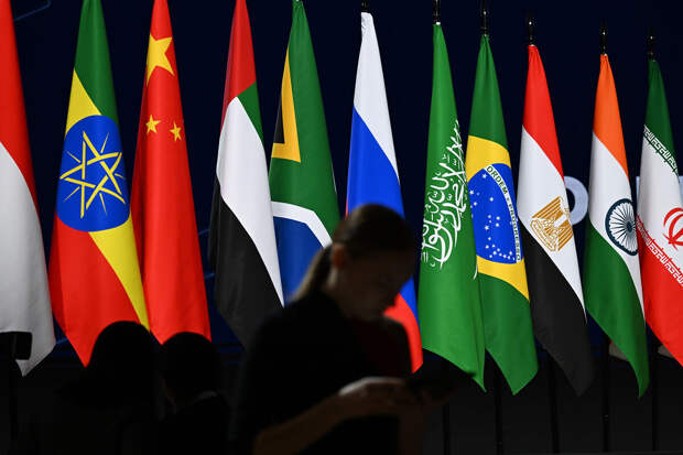 Песков: у России сейчас нет контактов со странами БРИКС по Ирану