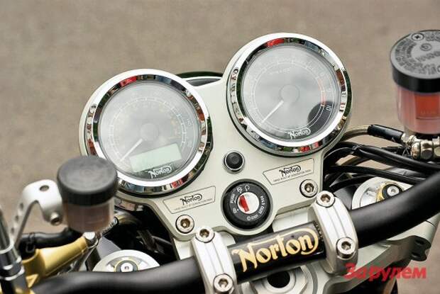 011_moto_0112_042