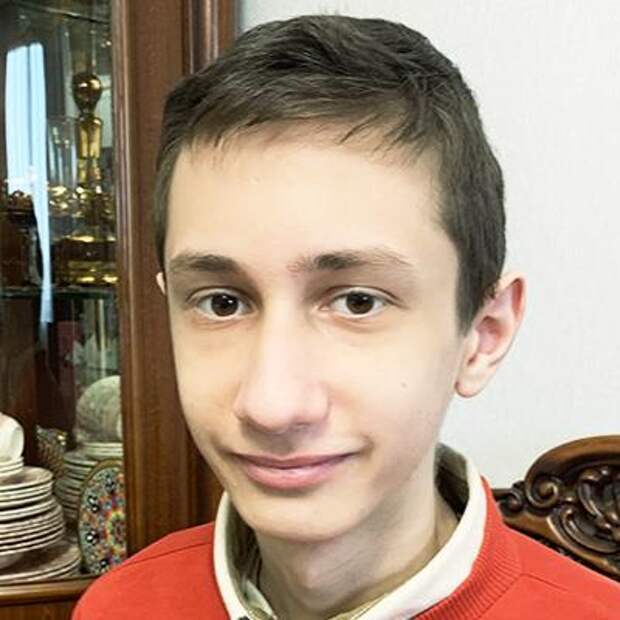 Ираклий Заркуа, 16 лет, лимфома Ходжкина, спасет трансплантация костного мозга, требуется подбор и активация неродственного донора, доставка трансплантата, 516 988 ₽