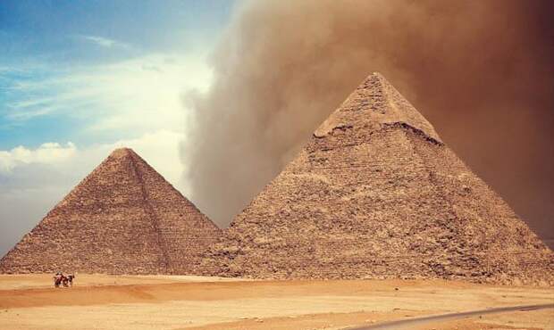 Песочная буря, Пирамида Хеопса. Интересные факты