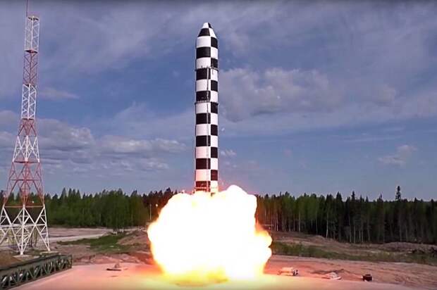 «Вплоть до ядерного удара» – Сивков об ответке на атаку стратегической РЛС