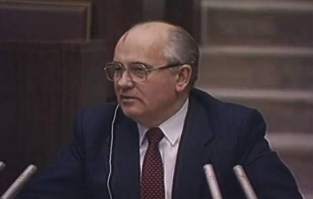 Кто стоял за Андроповым и Горбачёвым