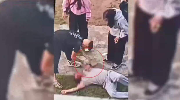 Молодой житель Выборга набросился на 50-летнего и украл у него часы