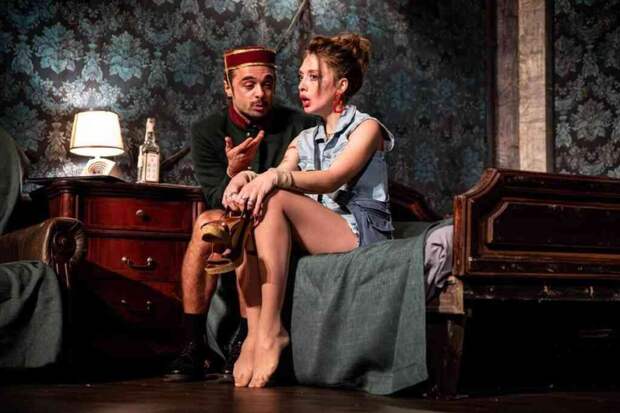 Илья Глинников раскрыл парадоксальные стороны своего героя в спектакле «Безрукий из Спокэна»