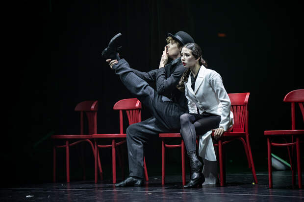 Сцена из балета «Две Анны»