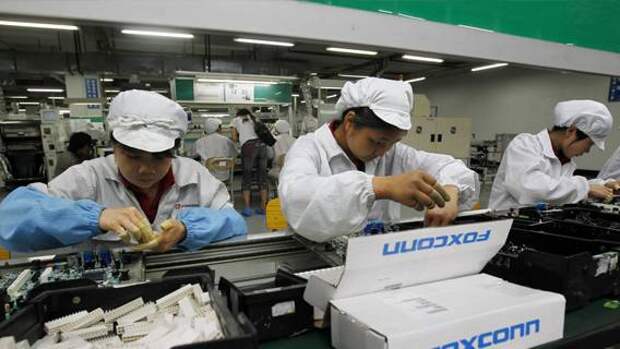 Foxconn вкладывает средства в еще один китайский завод в Чжэнчжоу