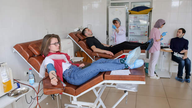 Единственное спасение: в России растет число доноров костного мозга
