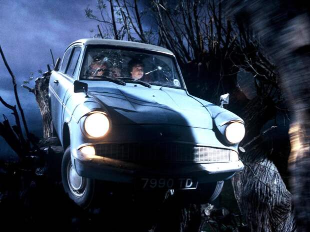 Синяя летающая машина Ford Anglia из "Гарри Поттера" существовала в действительности