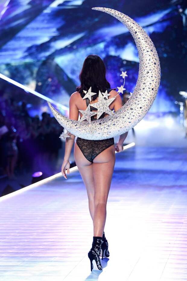 Горячее шоу Victoria's Secret 2018 в Нью-Йорке