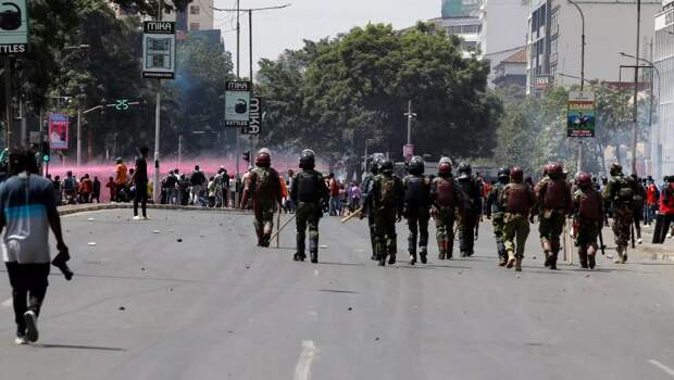 Кения на грани переворота: массовые беспорядки, стрельба и российские флаги