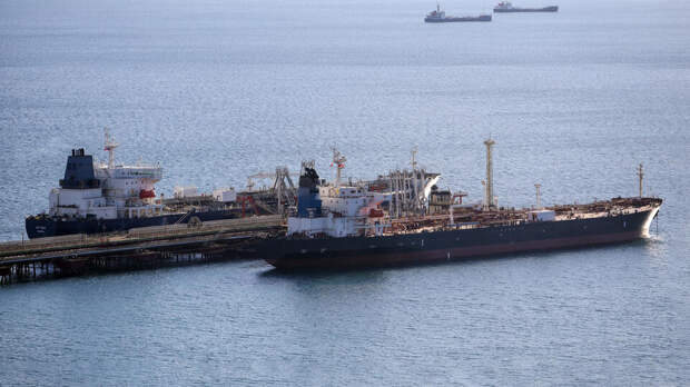 Песков: многие страны хотят приобрести нефть из РФ после ослабления санкций США