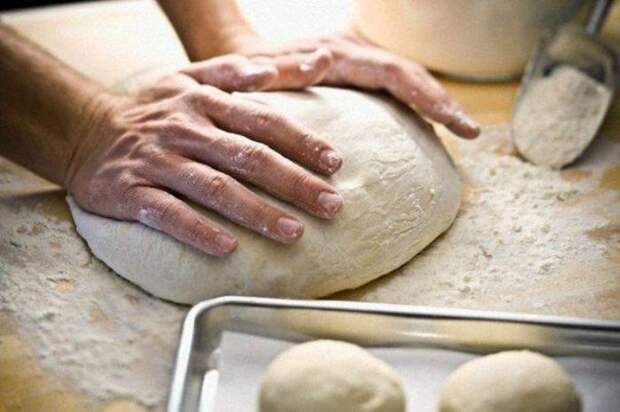 Если в тесто добавить крахмал, выпечка дольше останется свежей. Если в тесто добавить крахмал, выпечка дольше останется свежей.