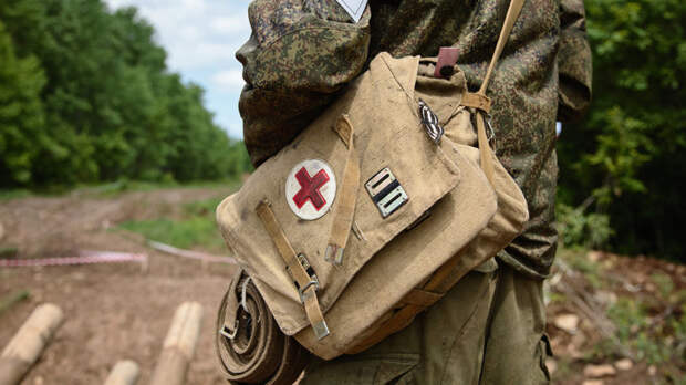 Болгария собирается обучать украинских военных санитаров