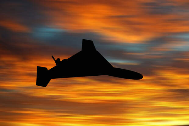 Появилось видео удара дрона-камикадзе по штабу Пятого флота США в Бахрейне