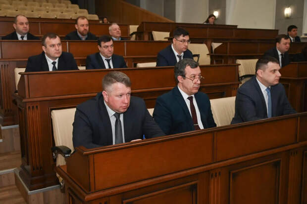 В мэрии Барнаула обсудили меры подготовки к весеннему паводку / Фото: barnaul.org