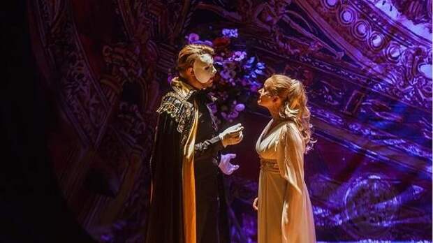 Куда пойти весной: балет, гигантские динозавры и лучшие сказки для всей семьи