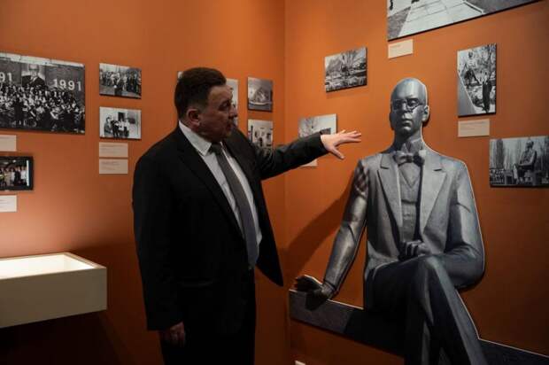 В Музее музыки открылась выставка к 135-летию Прокофьева